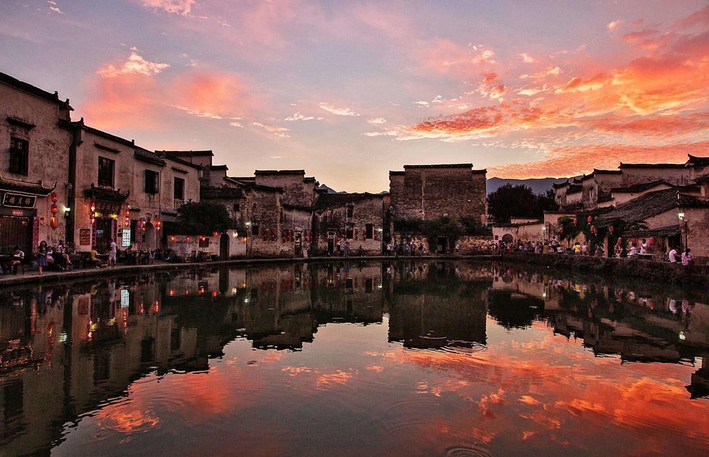 Hongcun Old House International Youth Hostel Montes Huang Exterior foto